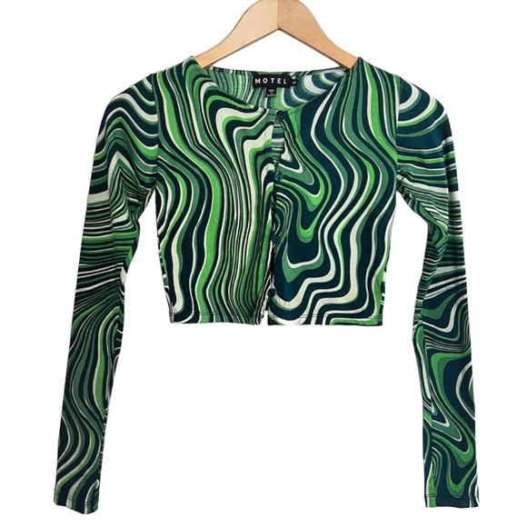 Motel Rocks Tops - MOTEL ROCKS Size XS Green Print Crop Top